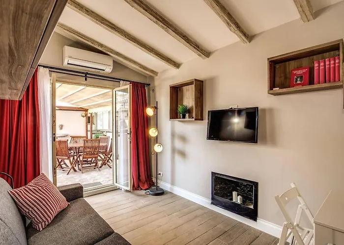 Attic With Terrace By Trevi Fountain * Rom