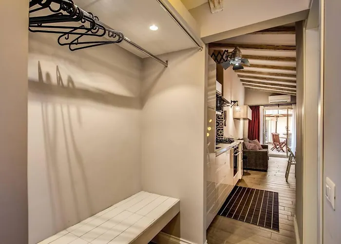 Attic With Terrace By Trevi Fountain